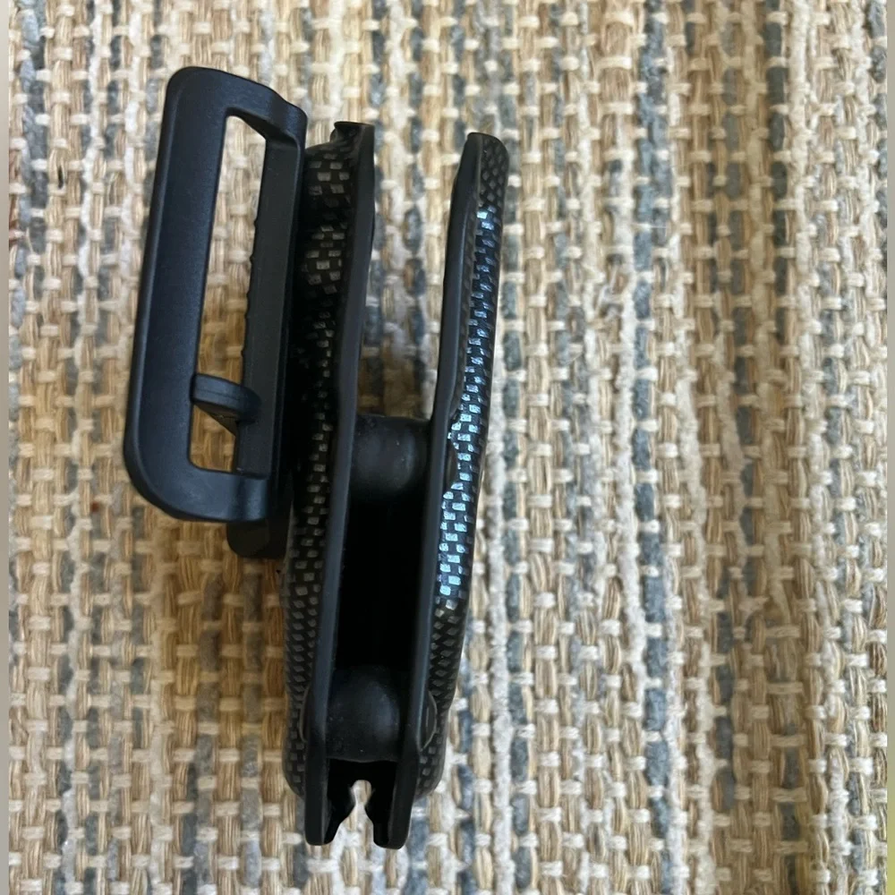 Carbon Fiber Pattern Holster - Picture 3 of 5